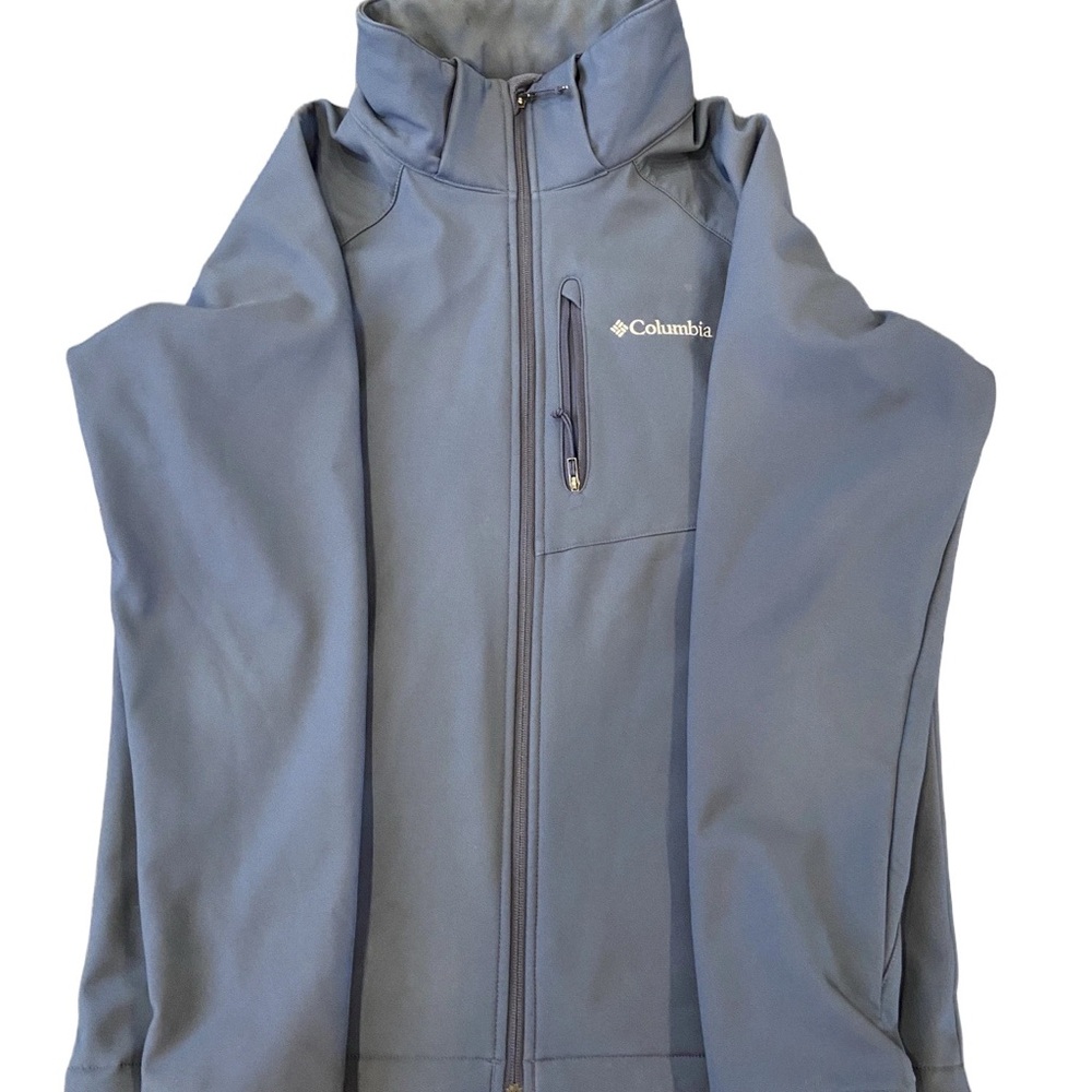 Columbia Men's Gray Raincoat